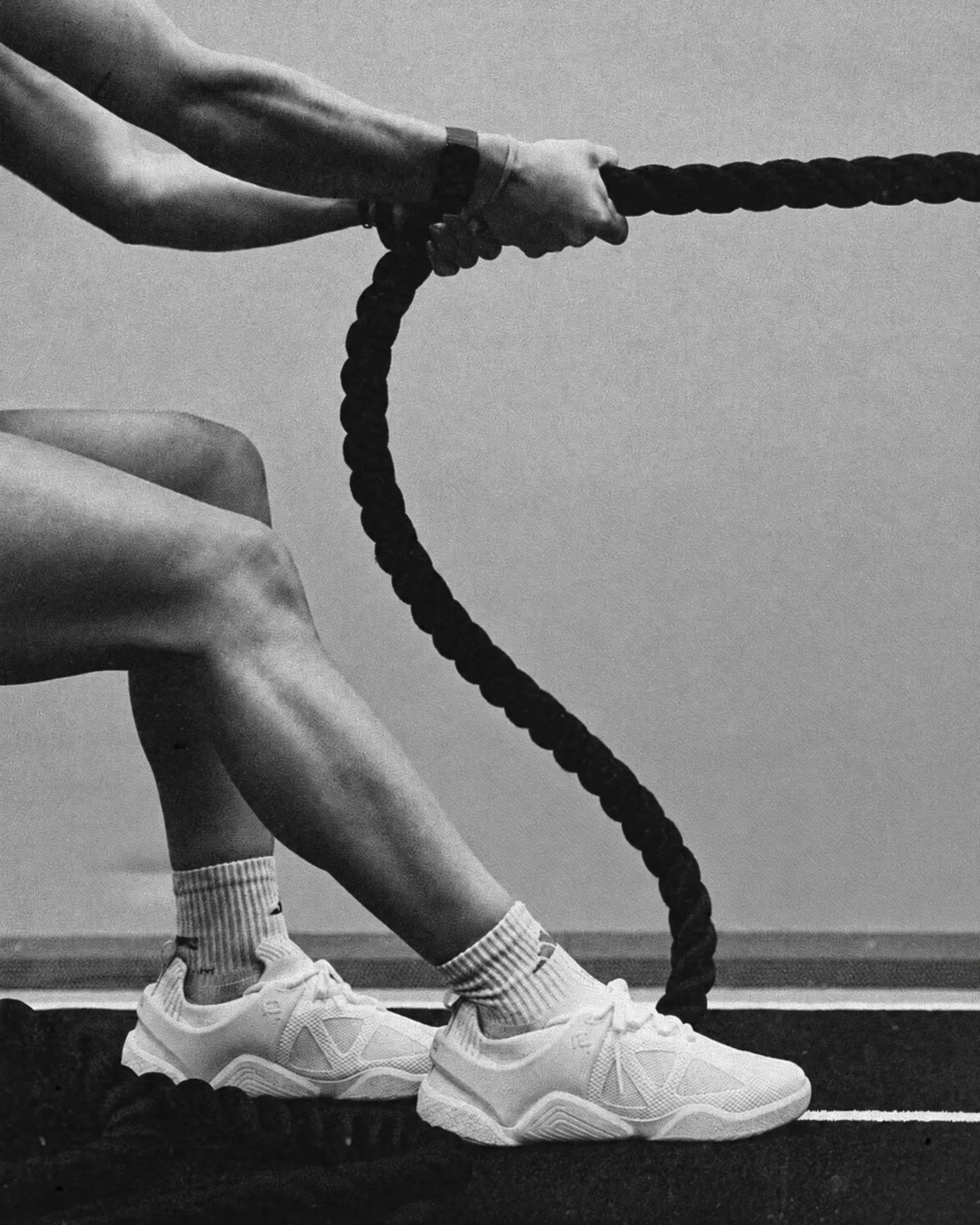 CHANGE athlete training with battle ropes